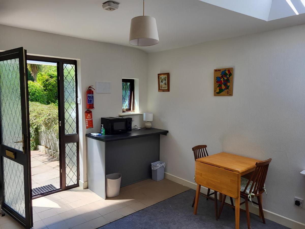 Oak Cottage 3 Km From Rock Of Cashel キャッシェル エクステリア 写真
